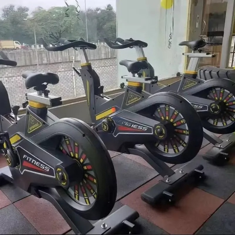 دراجة تمارين داخلية تجارية بنظ - مراجعة Home Gym Workout Equipment وسعره